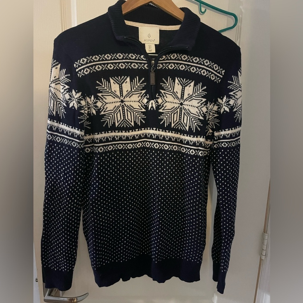 Aspen Men's‎ Classic Navy and White Zip-Up Sweater